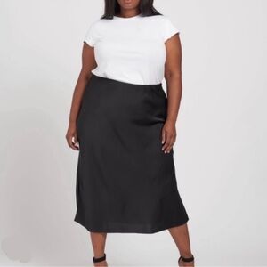 Universal Standard CeeCee Midi Bias Skirt in Black Size 12 Satin Y2K 90s Retro